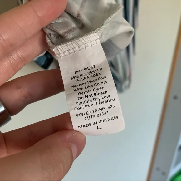 Women’s Large PERSEPTION CONCEPT Multi-Stripe Quarter Zip Blouse Top - Picture 2 of 6